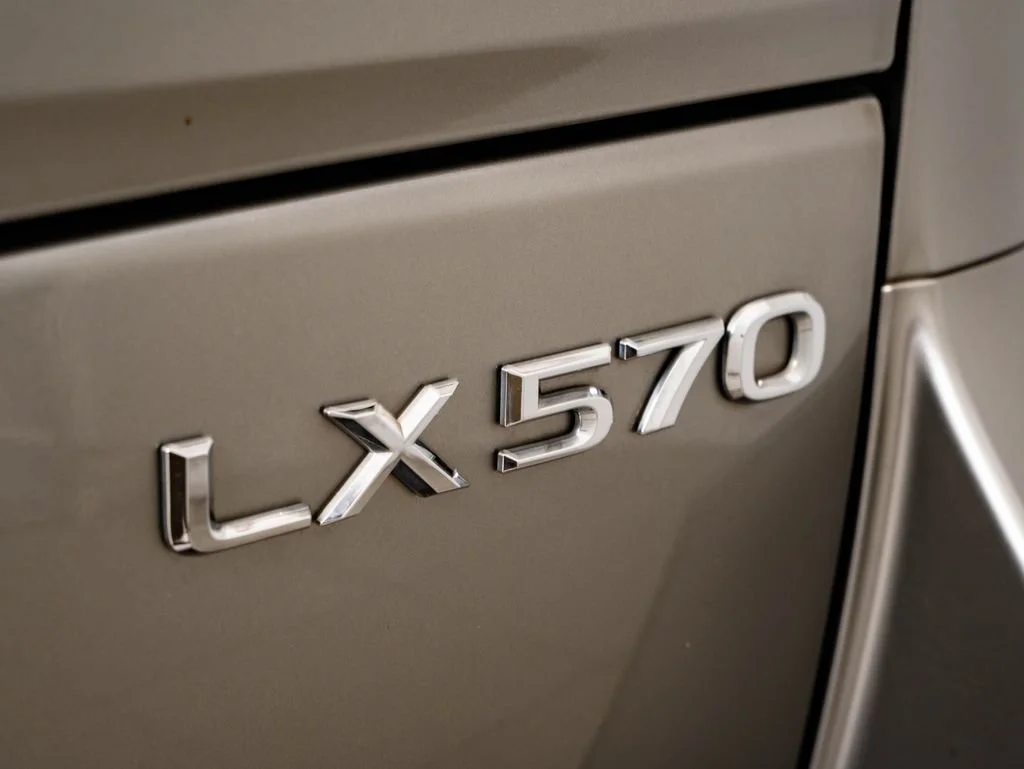 Certified Used 2021 Atomic Silver Lexus 570 image 17
