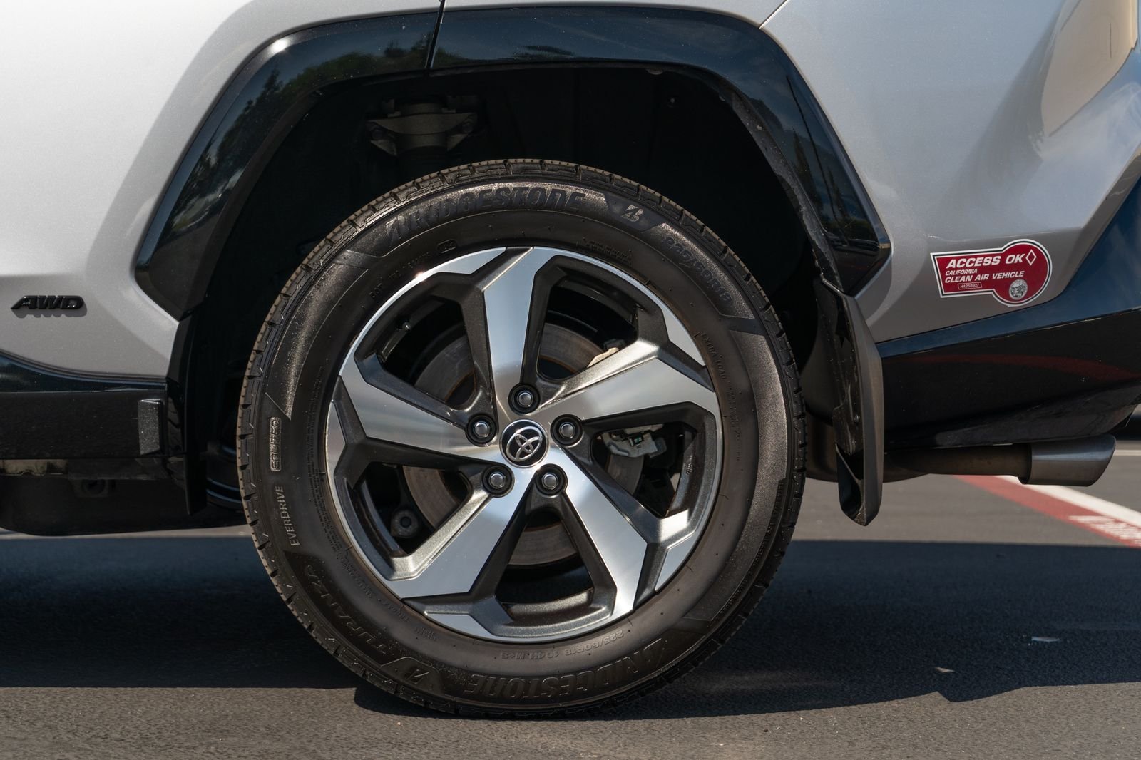 Certified Used 2023 Silver Sky Metallic Toyota SE image 13