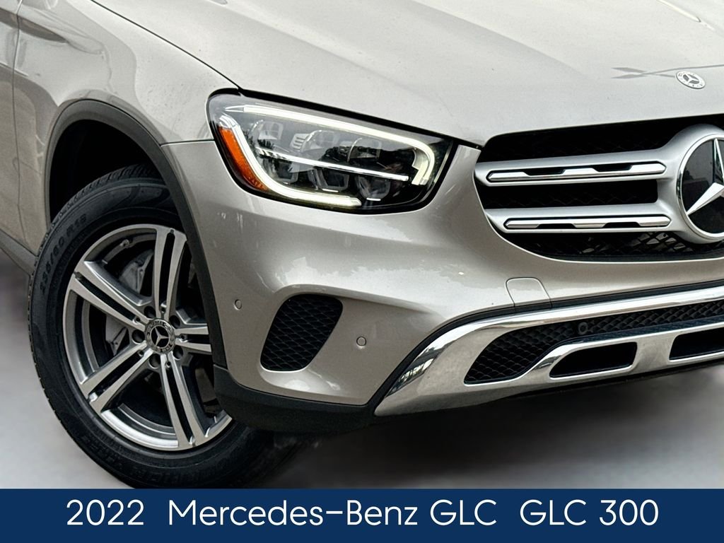 Used 2022  Mercedes-Benz GLC 300 image 11