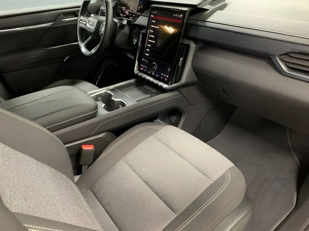 2025 GMC Acadia Elevation - Photo 16