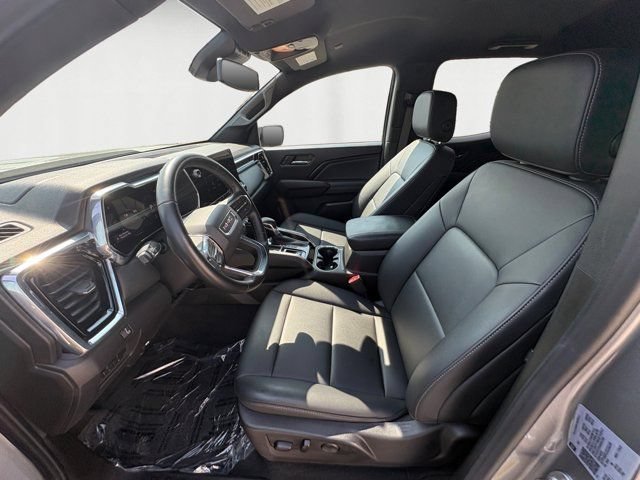 Used 2025 Sterling Metallic GMC Elevation image 10