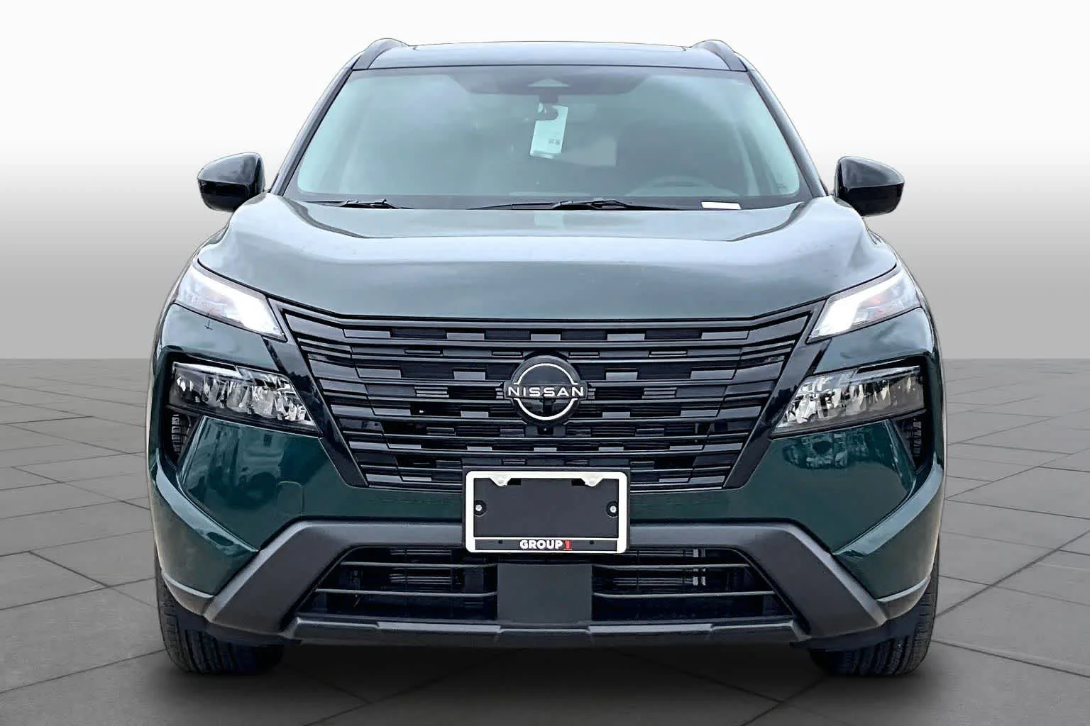 New 2026 Obsidian Green Pearl Nissan Dark Armor image 3