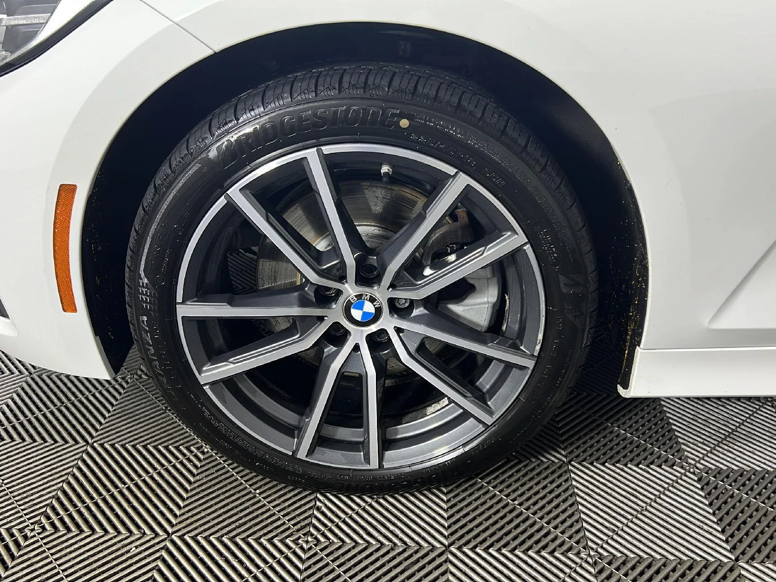 Used 2021 Alpine White BMW 330i xDrive image 14
