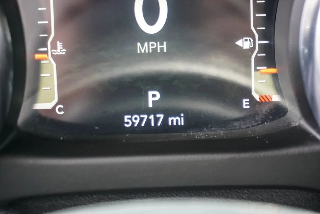 Used 2022 Black Jeep Mojave image 27