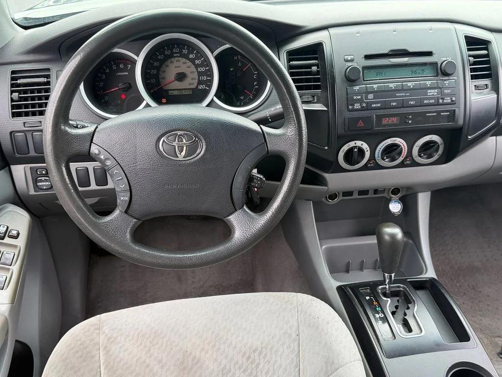 Used 2011 Gray Toyota PreRunner image 12