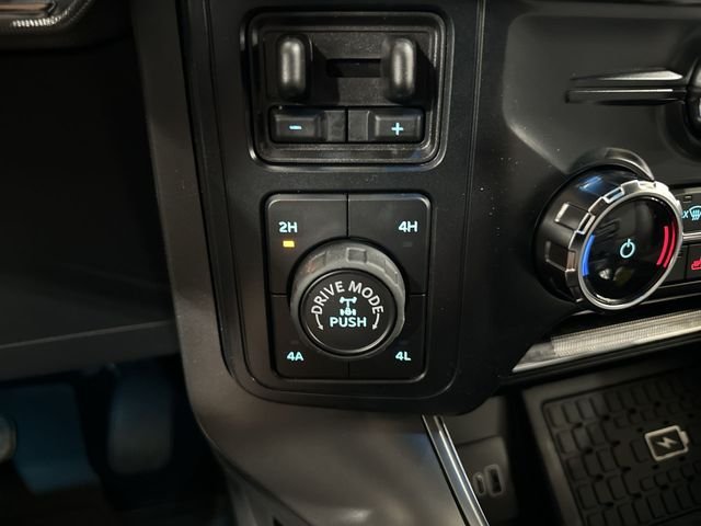 New 2026 Agate Black Metallic Ford Lariat® image 33