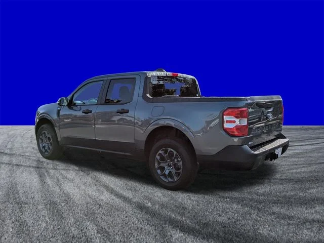 New 2026 Carbonized Gray Metallic Ford XLT image 6