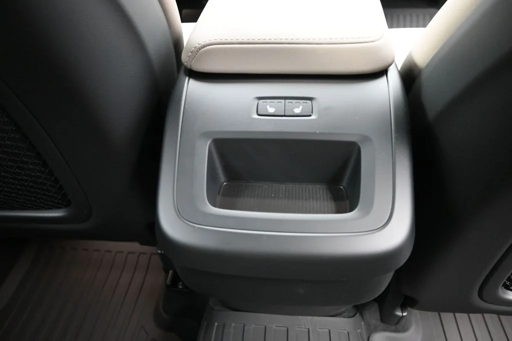 Used 2026 Crystal White Volvo Plus image 19