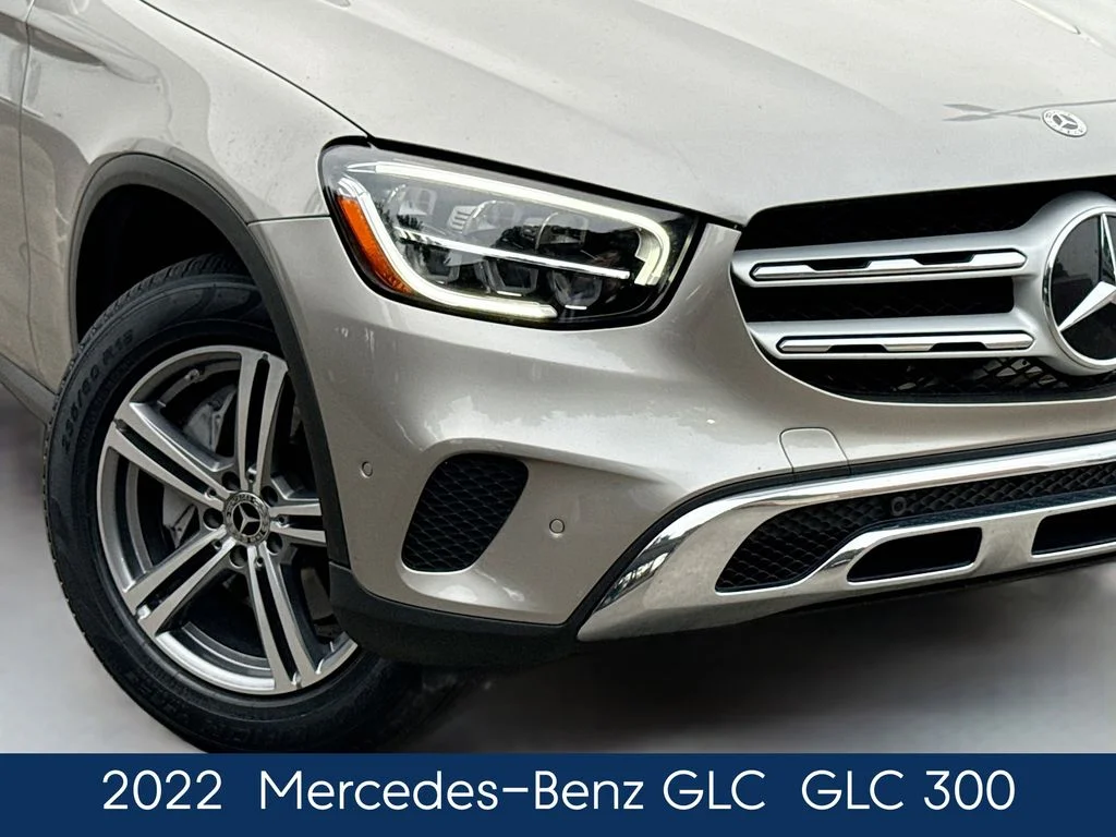 Used 2022  Mercedes-Benz GLC 300 image 11
