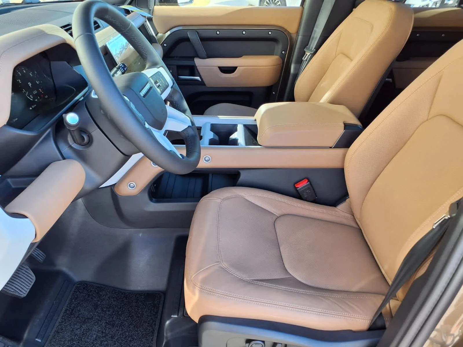 2026 Land Rover Defender X-Dynamic SE - Photo 10