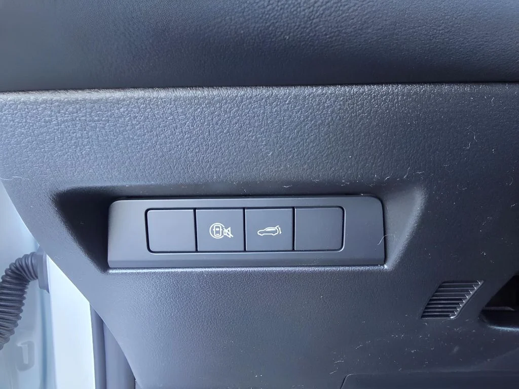 Used 2026 Aero Gray Metallic Mazda Preferred image 15