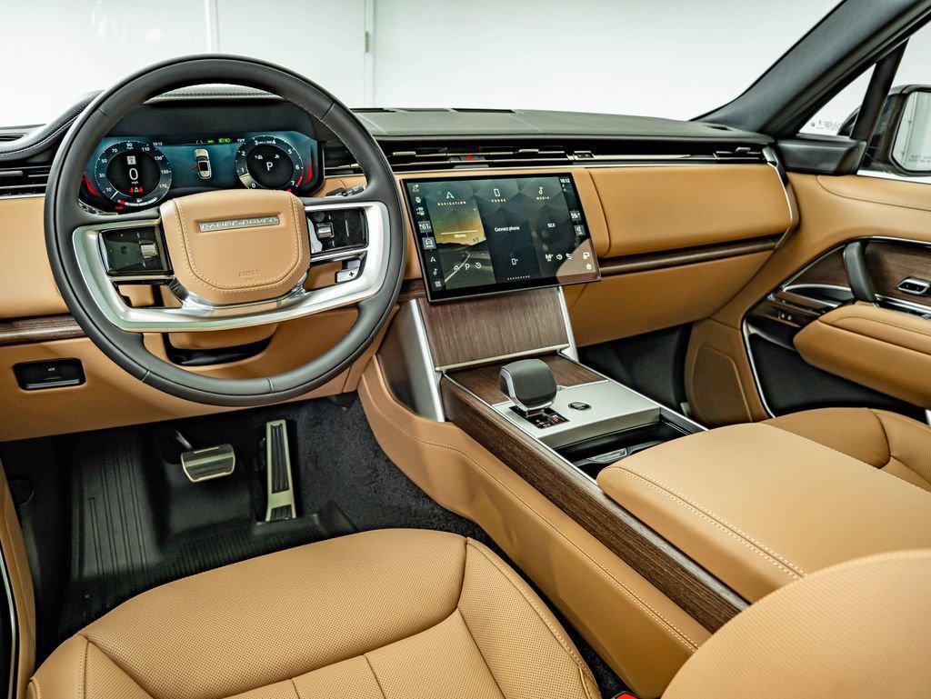 New 2026 Santorini Black Land Rover SE image 30