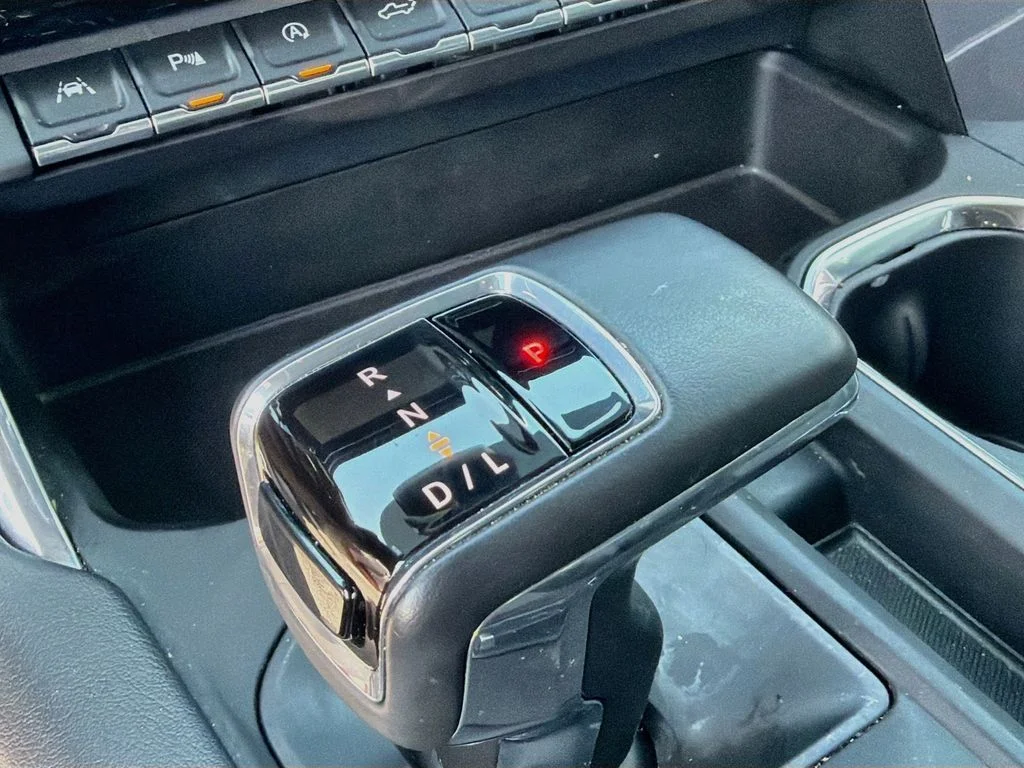 Used 2023 Volcanic Red GMC Denali image 17