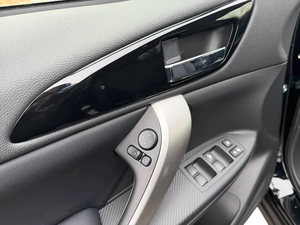 2026 Mitsubishi Eclipse Cross SE - Photo 23