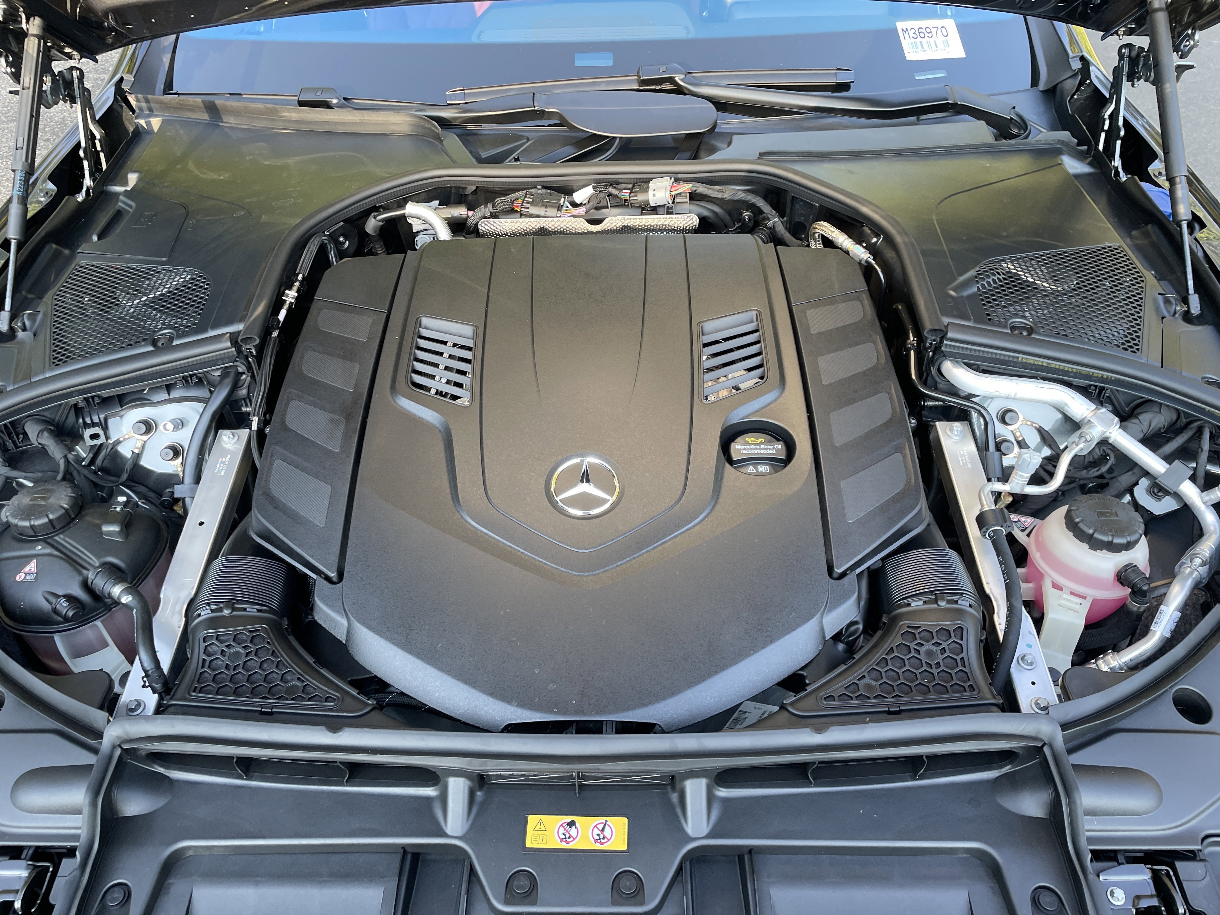 New 2026 MANUFAKTUR Signature Graphite Metallic Mercedes-Benz S 580 4MATIC® Sedan image 44