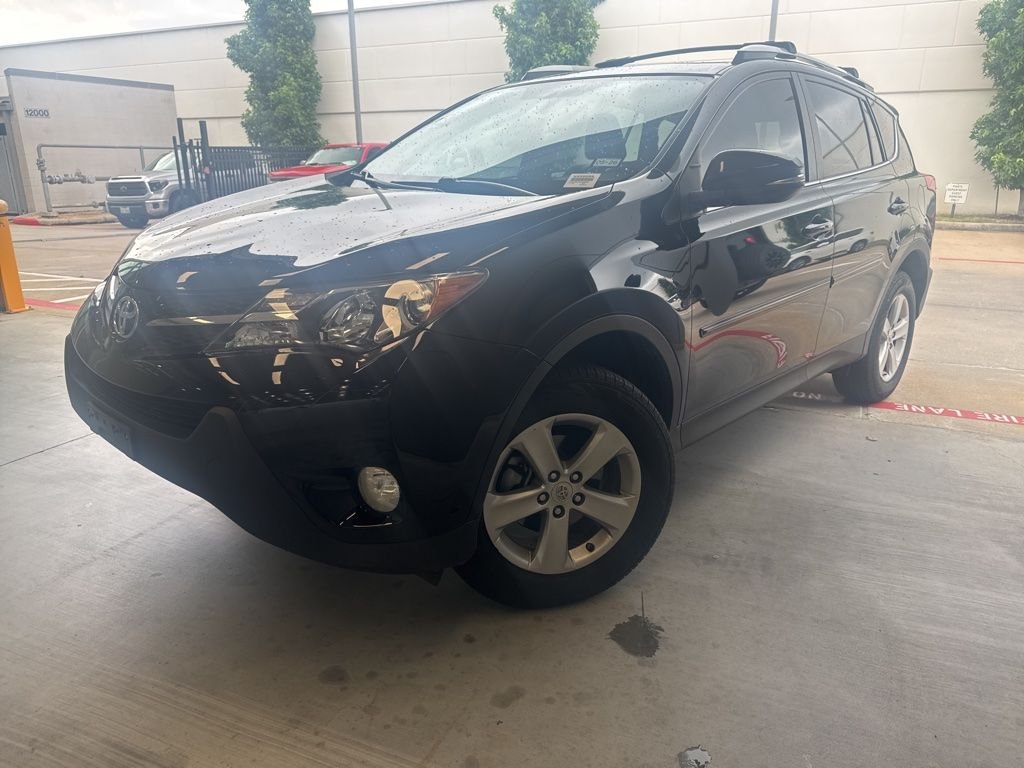 2014 Toyota RAV4's photo