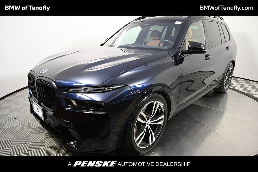 2023 BMW X7 xDrive40i's photo