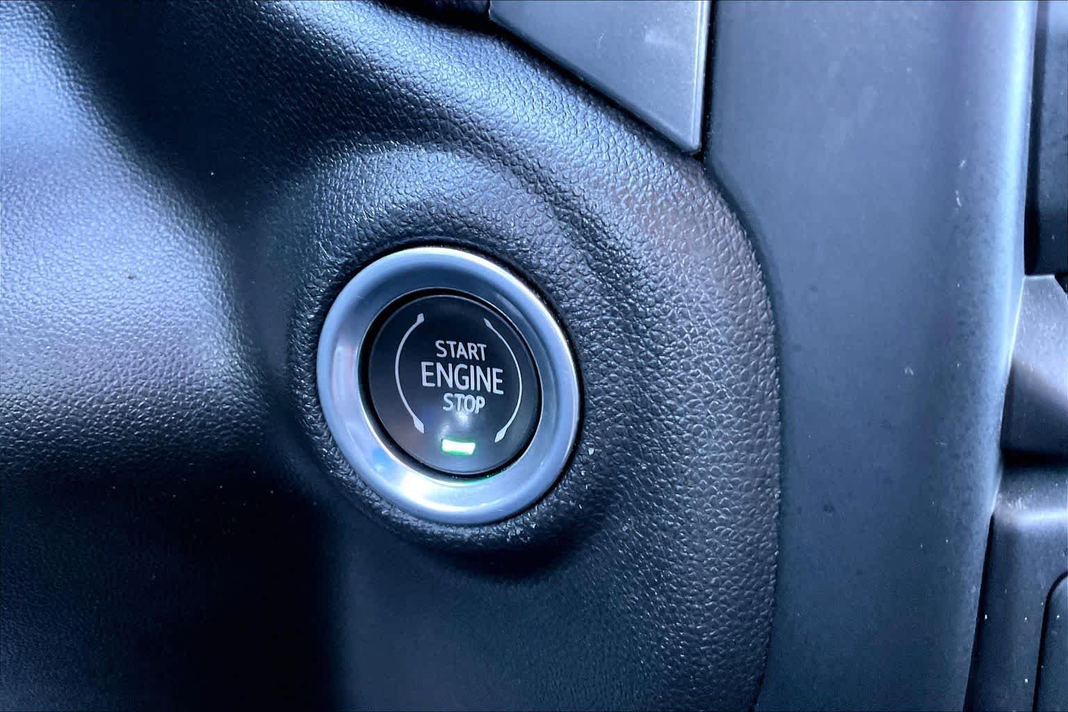Used 2022 Satin Steel Metallic Chevrolet LT image 33