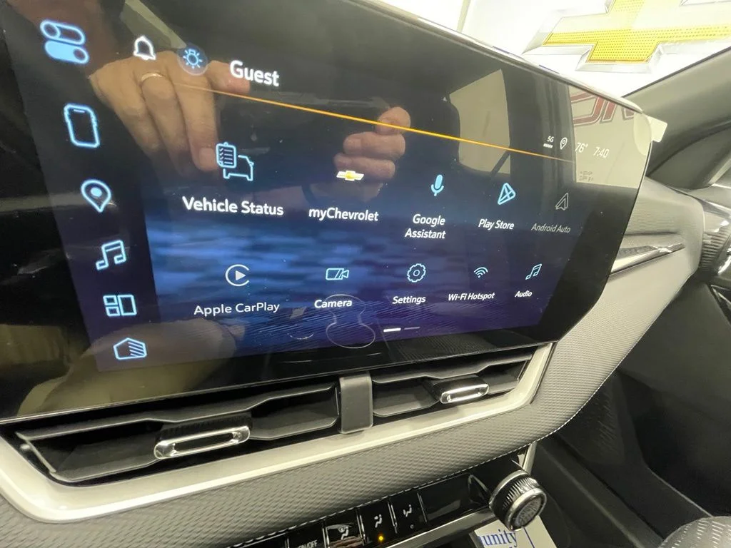2027 Chevrolet Equinox LT - Photo 22