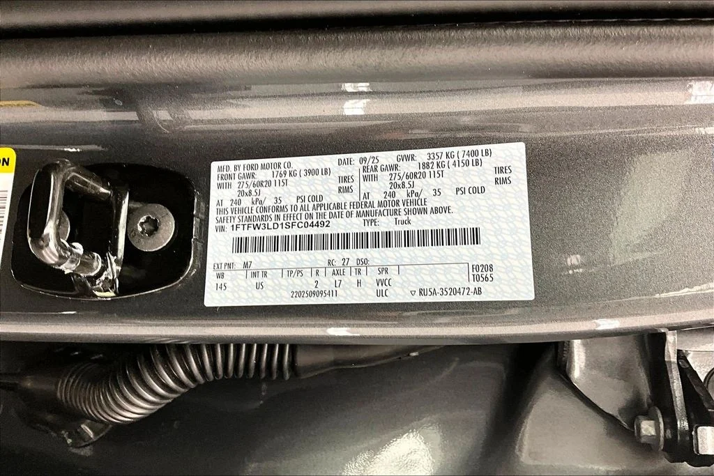 New 2025 Gray Metallic Ford XLT image 14