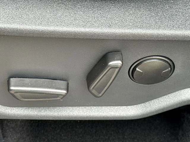 New 2026 Shadow Black Ford Outer Banks® image 49