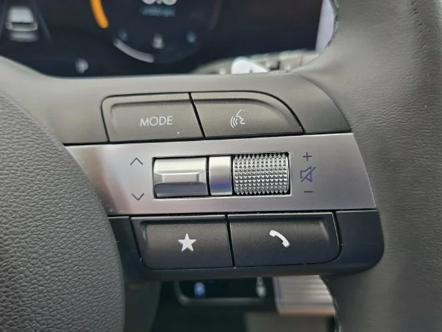 2024 Hyundai Kona Limited - Photo 22