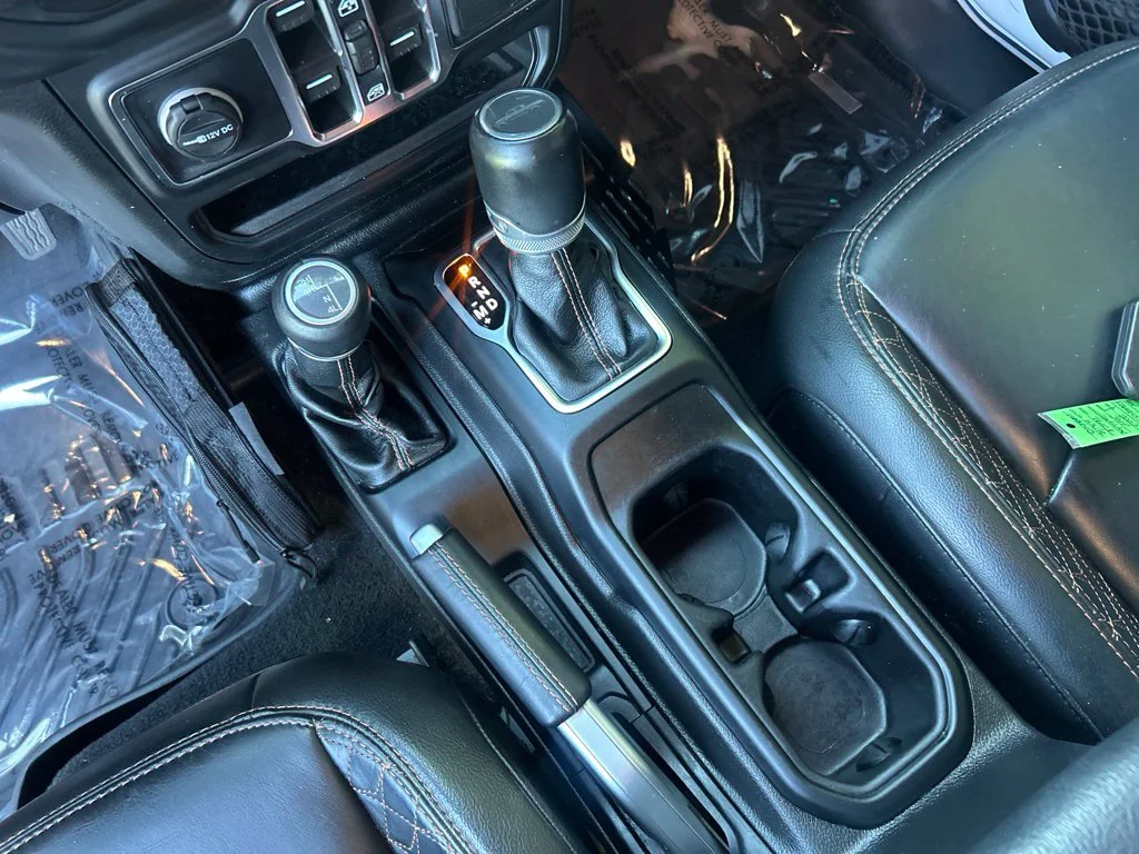 Used 2022 White Jeep High Altitude image 21