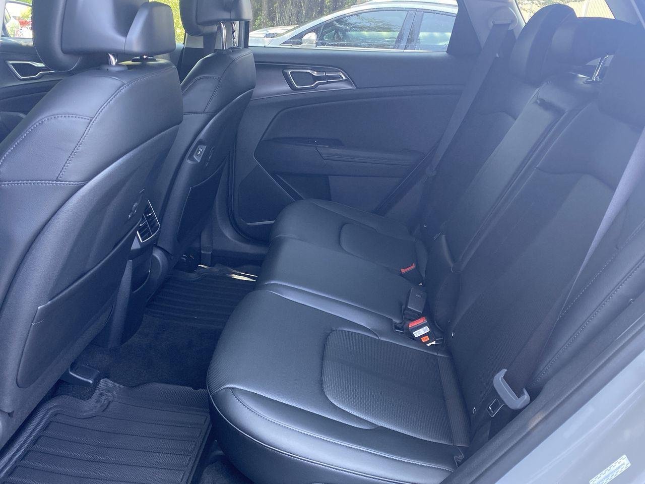 New 2026 Wolf Gray Kia EX image 18