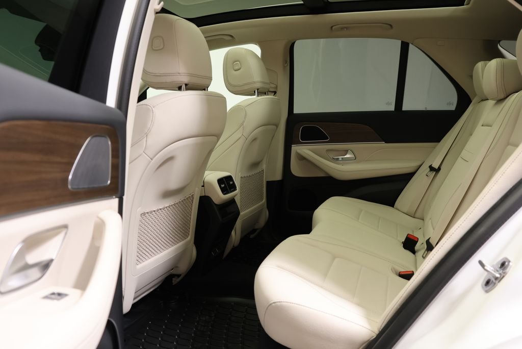 Used 2026 Polar White Mercedes-Benz GLE 350 image 43