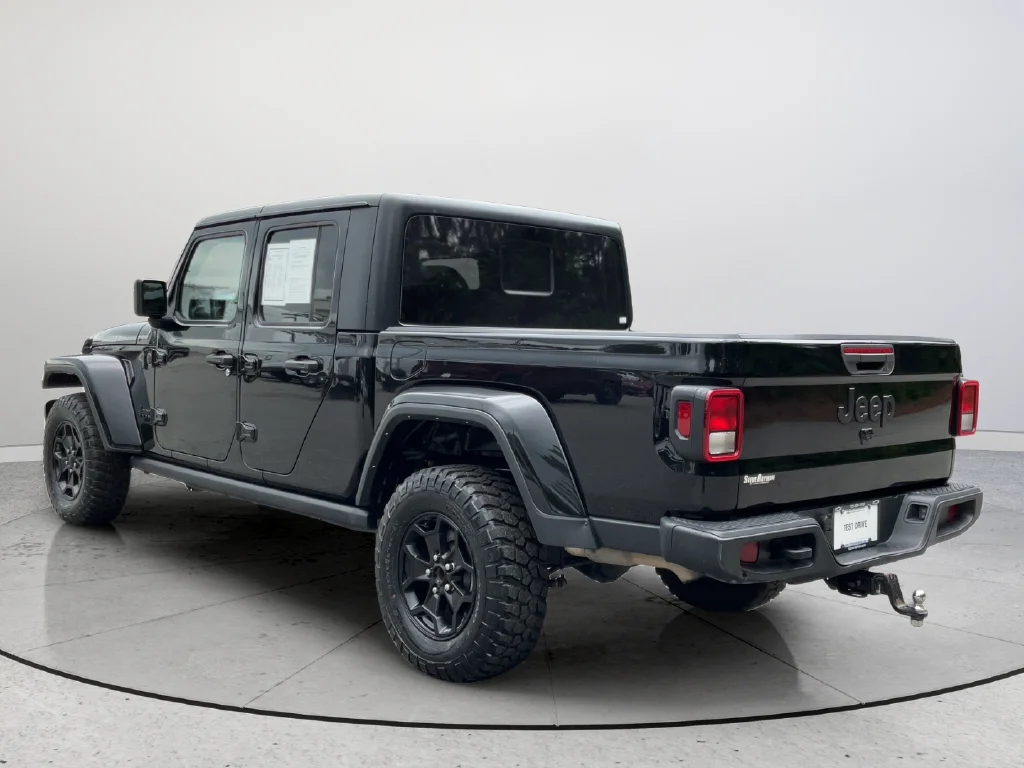 Used 2023 Black Jeep Willys image 8