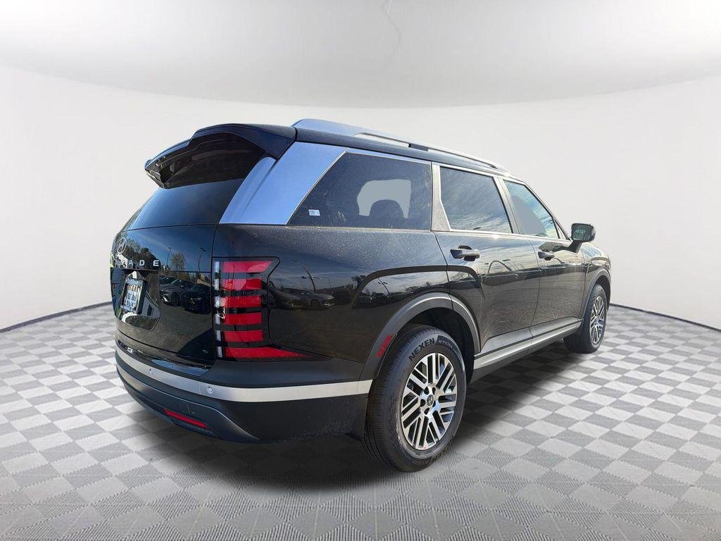 New 2026 Black Hyundai SEL FWD image 5