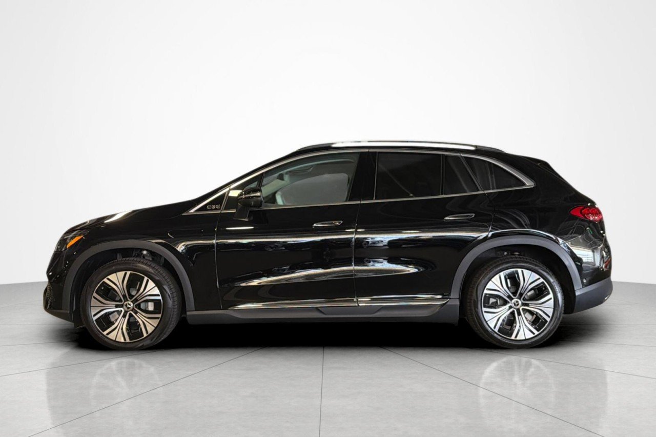 New 2027 Black Mercedes-Benz EQE 320 4MATIC® SUV image 2