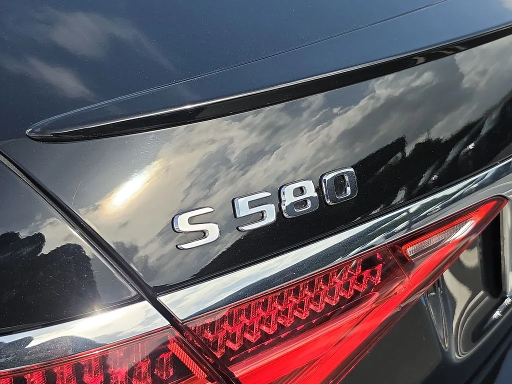 Used 2023 Black Mercedes-Benz S 580 image 6