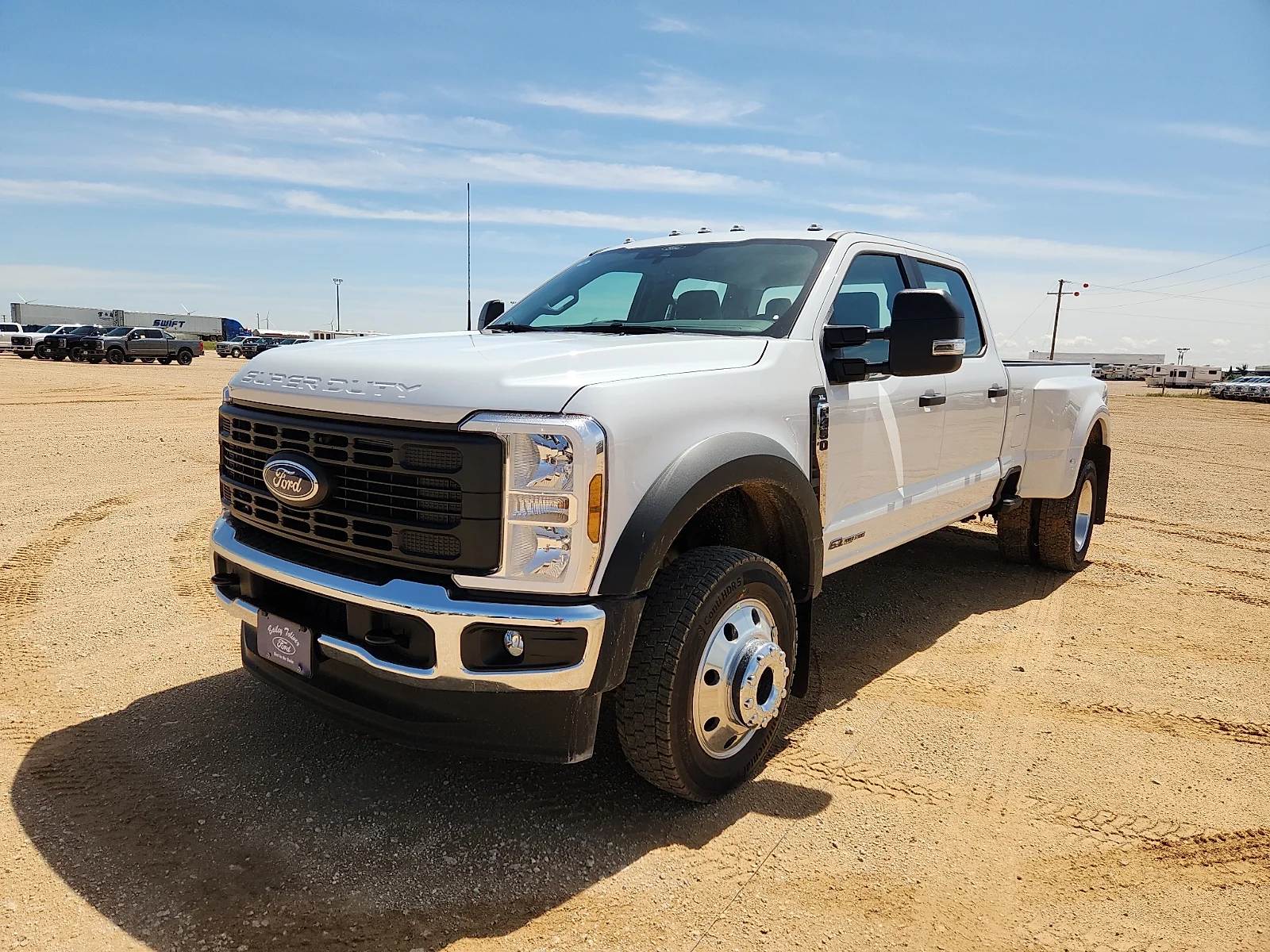 New 2026 Oxford White Ford F-450® XL image 3