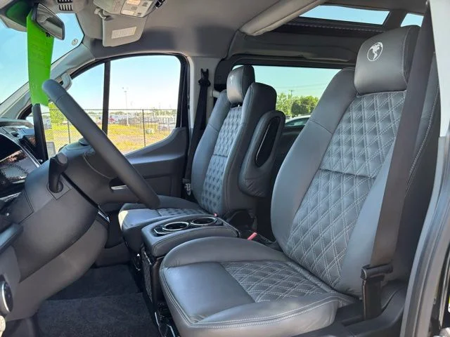 New 2026 Black Ford Explorer Limited SE image 15