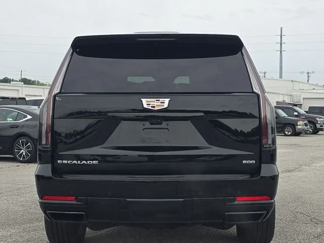 Used 2025 Black Cadillac Sport Platinum image 4