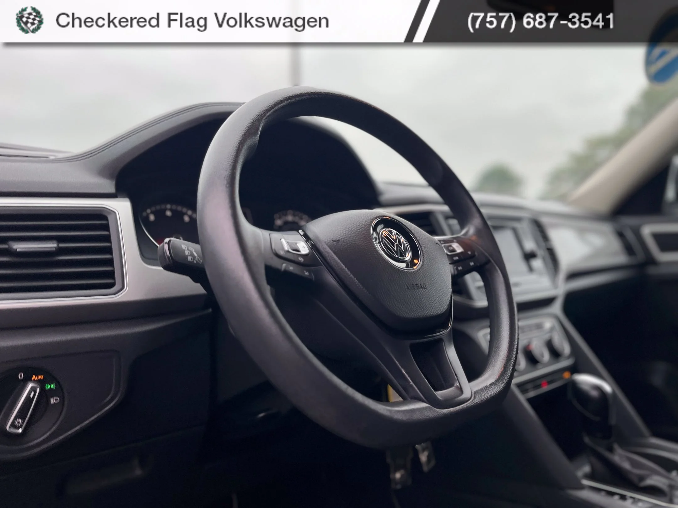 Used 2019 Pure White Volkswagen 2.0T S image 17