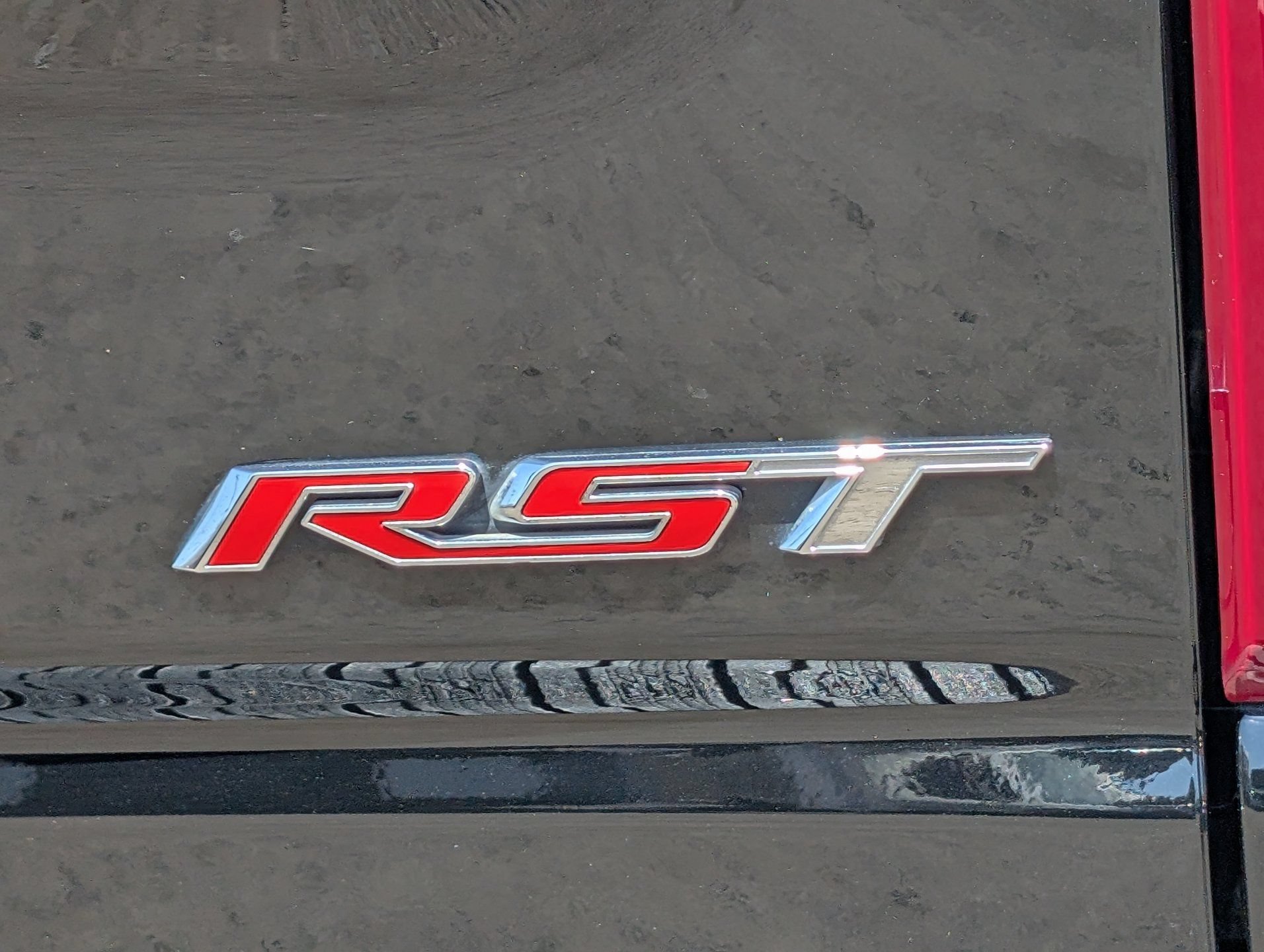 Certified Used 2022 BLACK Chevrolet RST image 11