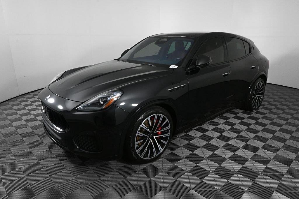 Used 2023 Nero Tempesta Metallic Maserati Modena image 1
