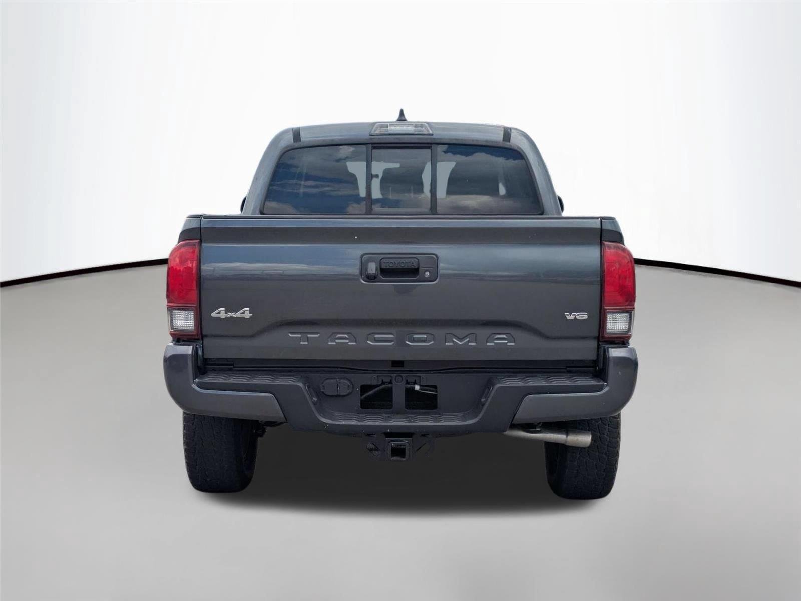 Used 2020 Magnetic Gray Metallic Toyota SR image 6