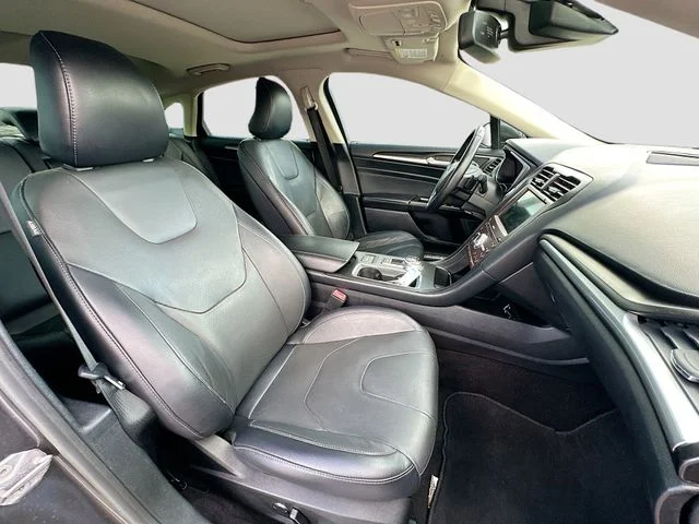Used 2019 Gray Ford Titanium image 27