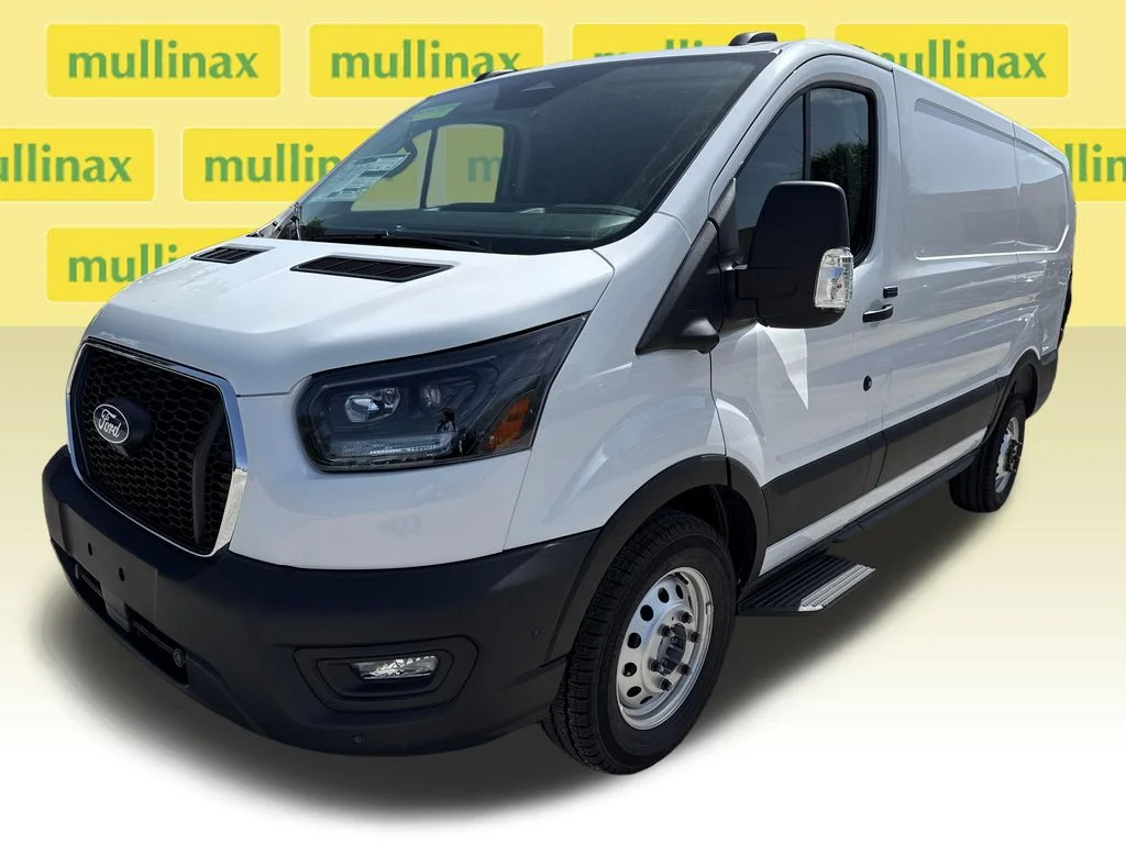 New 2026 White Ford Base image 17