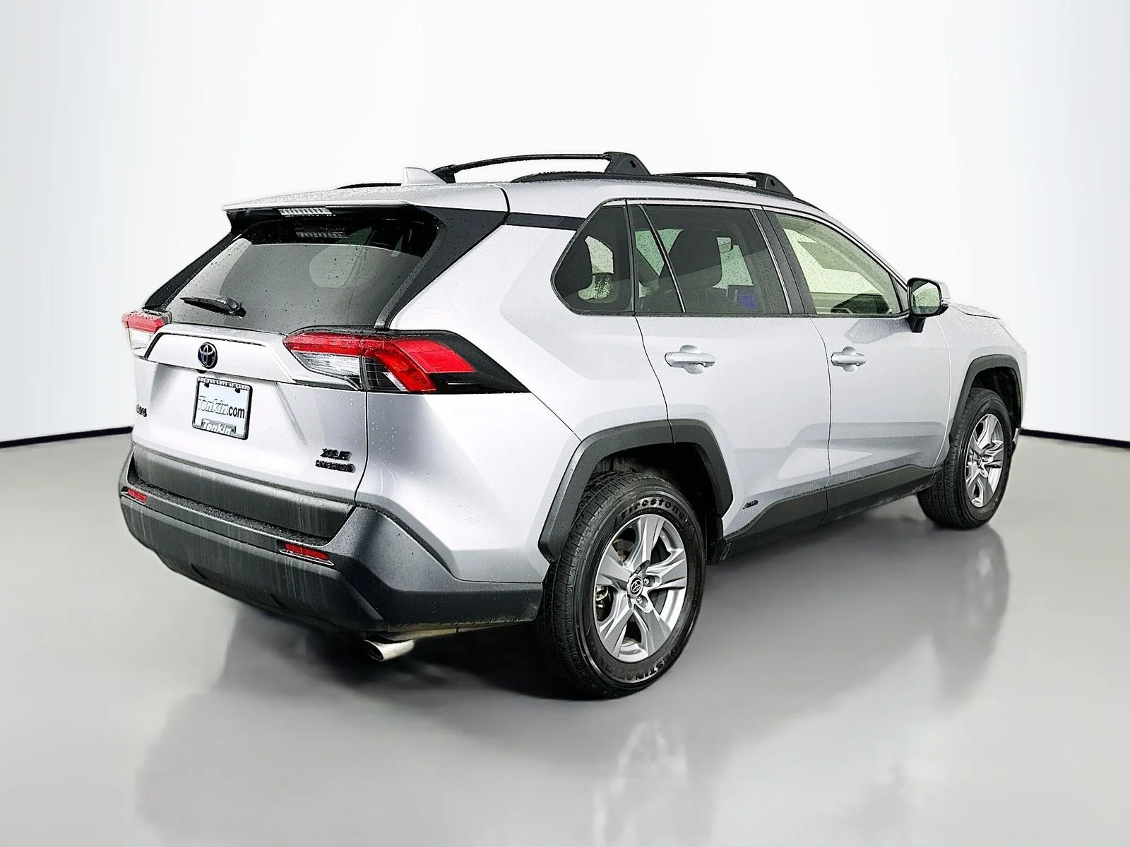 Used 2023 Silver Toyota XLE image 7
