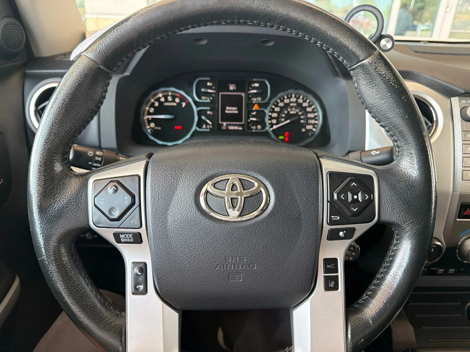 Used 2020 White Toyota Platinum image 9