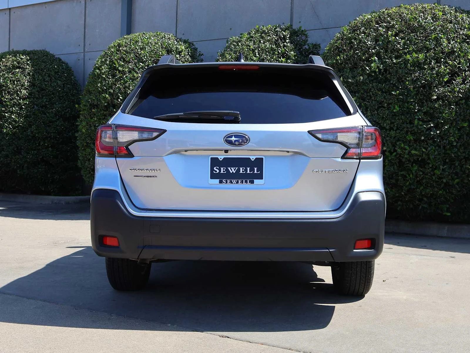 Certified Used 2025 Ice Silver Metallic Subaru Premium image 9