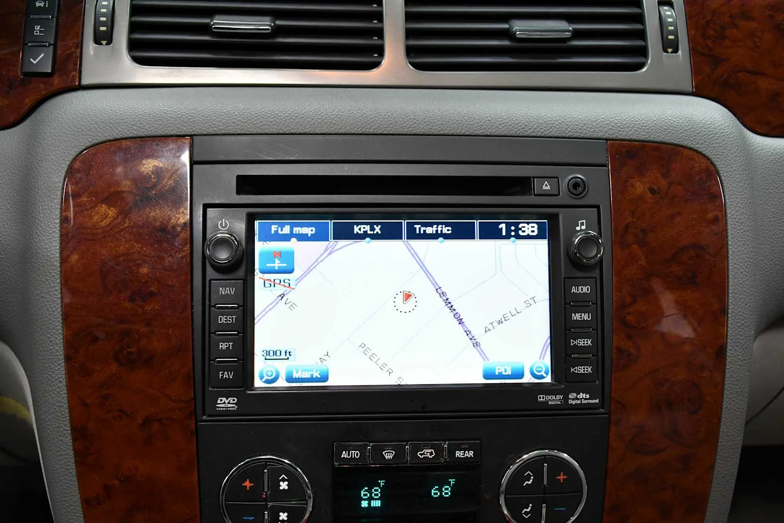 Used 2010 Sheer Silver Metallic Chevrolet LTZ image 19