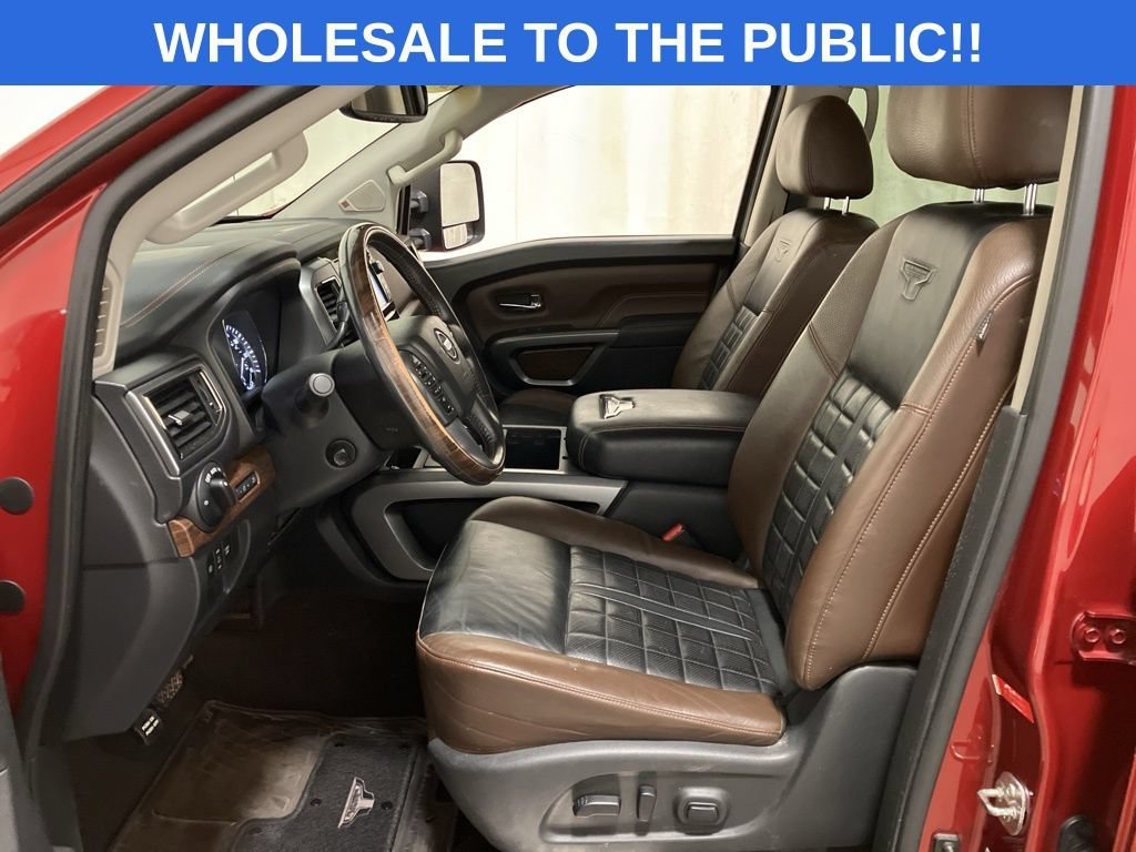 Used 2018 Cayenne Red Nissan Platinum Reserve image 11