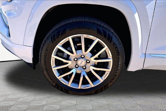 Used 2026 White GMC Denali image 8