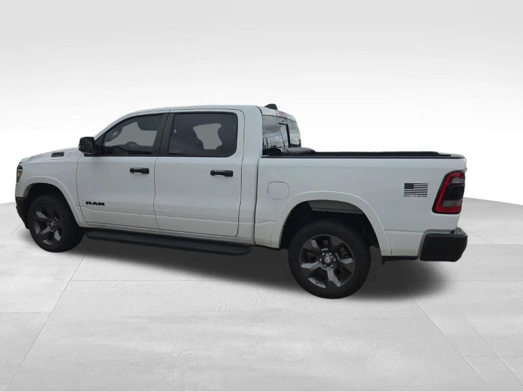 Used 2023 White Ram Big Horn/Lone Star image 16