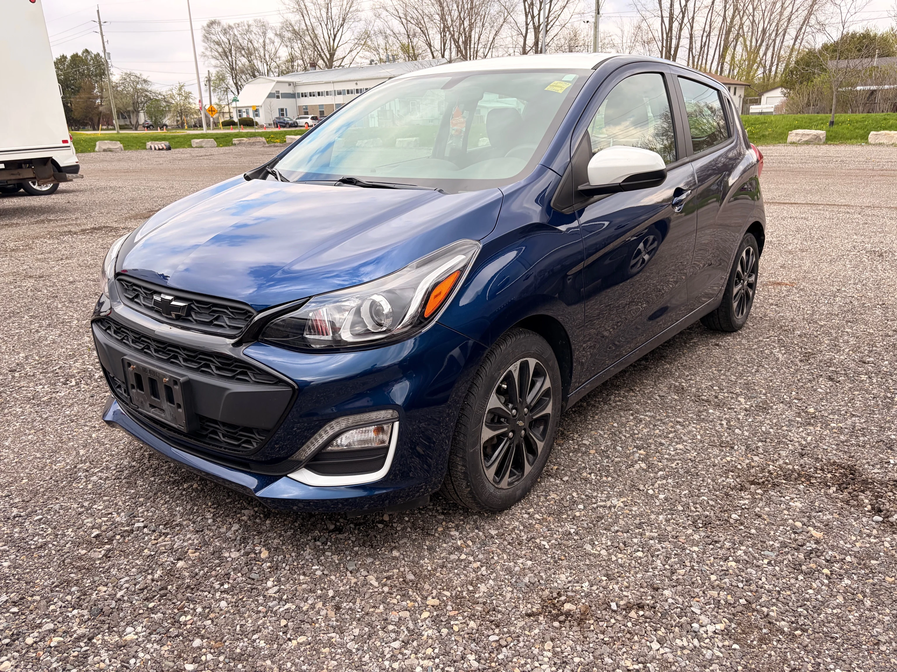 Used 2022  Chevrolet 1LT CVT image 1